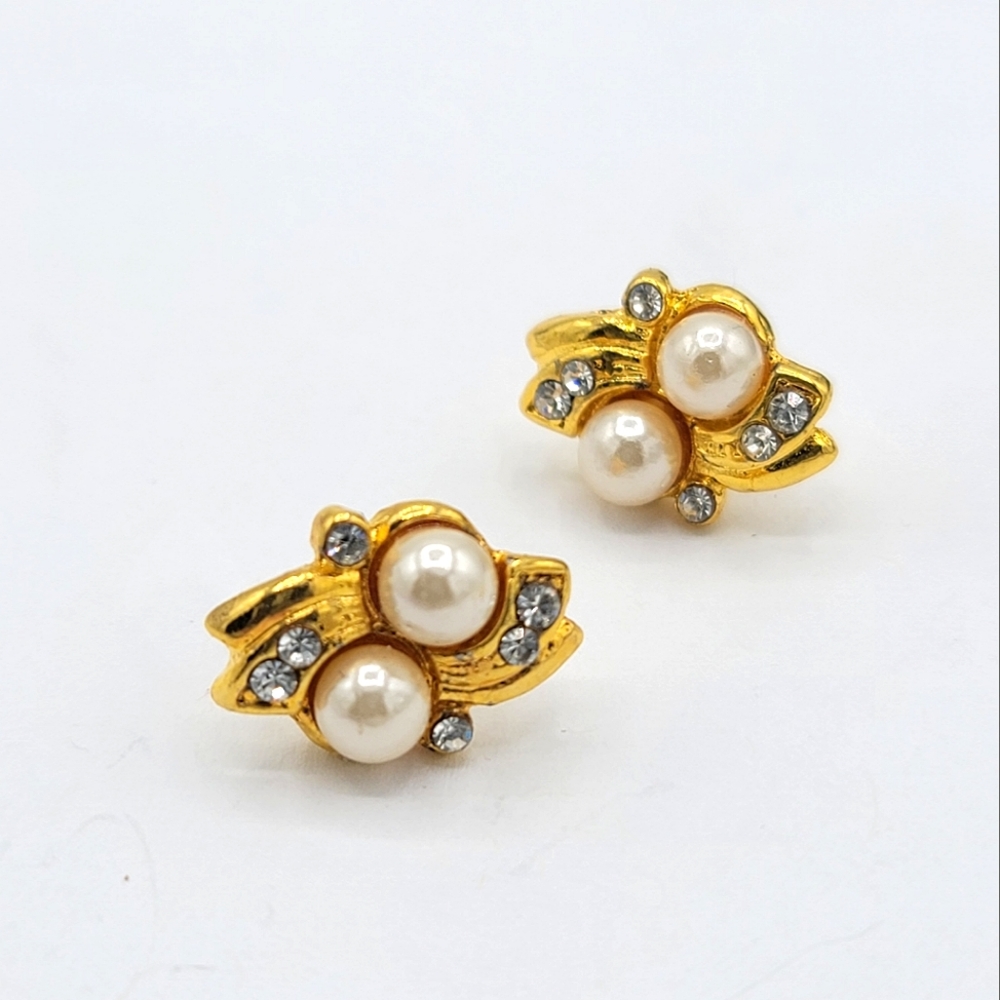 Rhinestone and faux Double Pearl Gold tone Abstract Post Back Earrings Vintage
